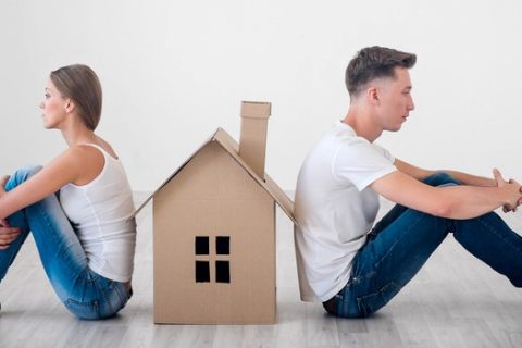 How-to-Go-About-Selling-a-House-After-Divorce-Agreement